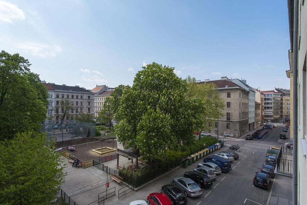Sunny Apartment Wien Exterior foto