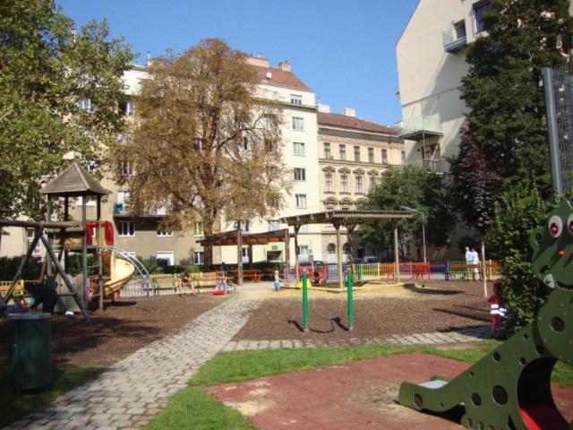 Sunny Apartment Wien Exterior foto